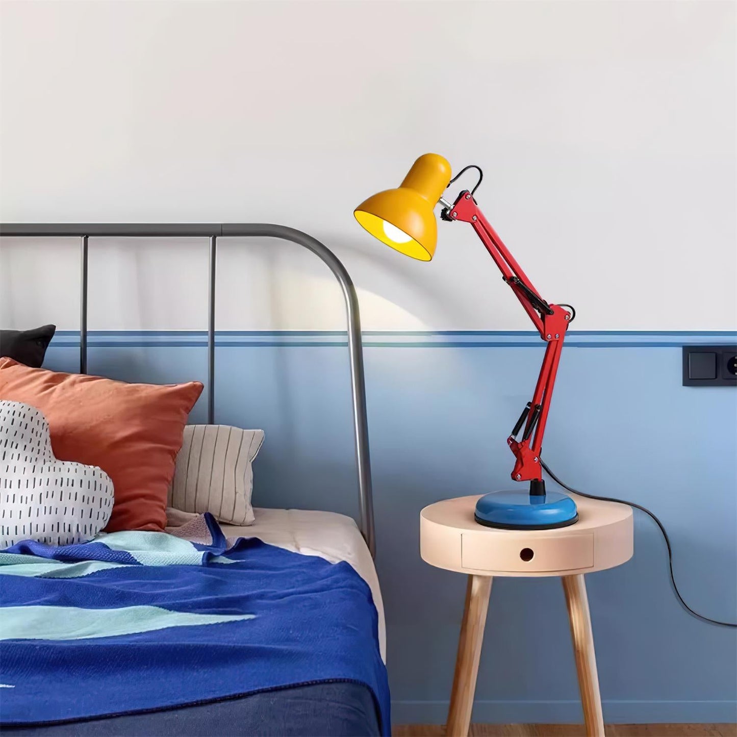 Lampe de table réglable Solène Memphis avec design color block