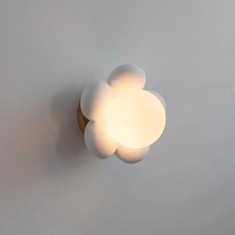 Applique Murale LED Florale en Résine Globe Fleur Élise