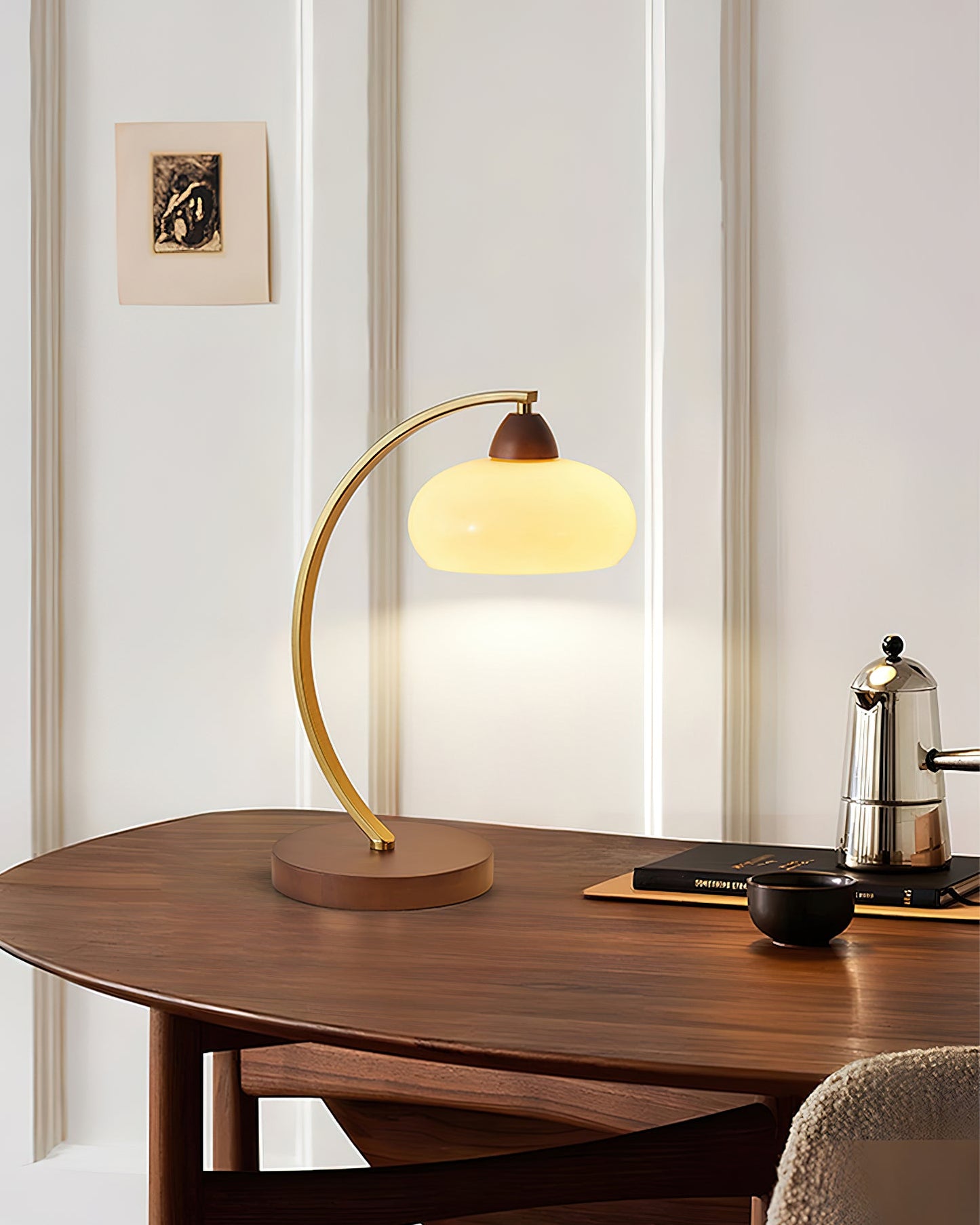 Lampe de table Lucienne en verre vintage avec base en bois