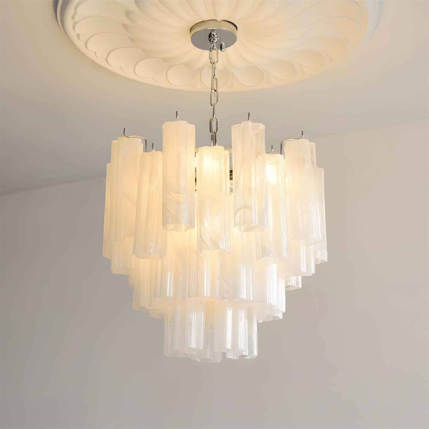 Élodie Frostier Chandelier