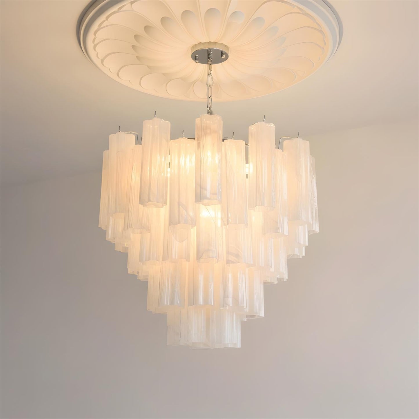 Élodie Frostier Chandelier