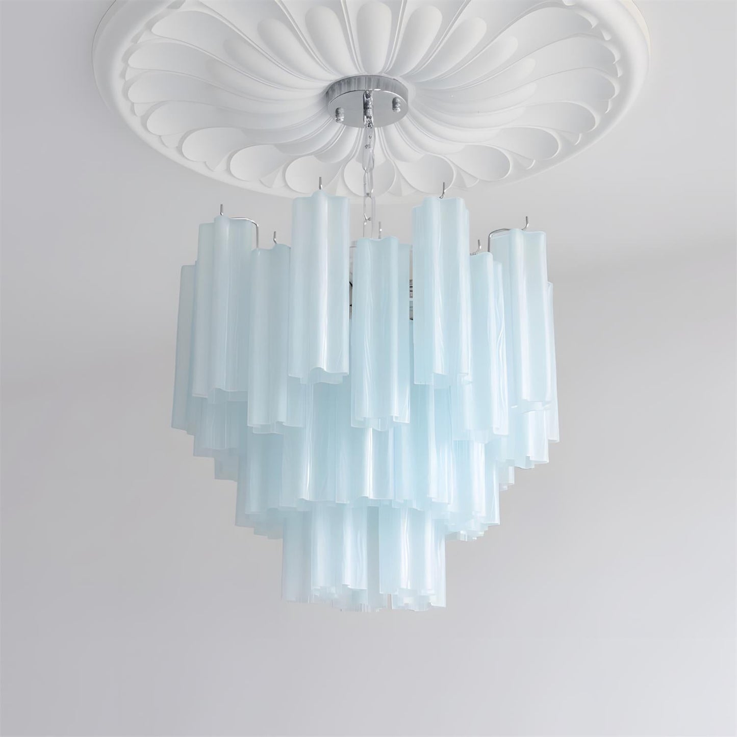 Élodie Frostier Chandelier