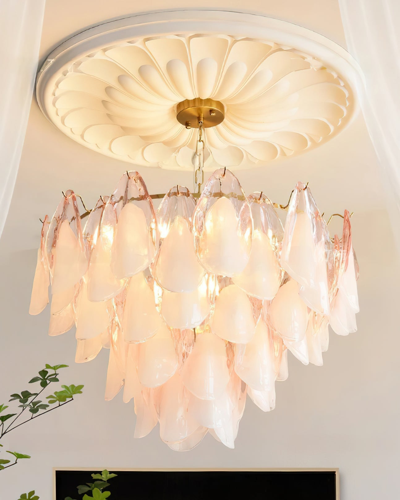 Aurora Fuchsia Chandelier