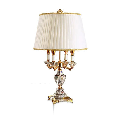 Lampe de table LED de luxe en cristal avec abat-jour en tissu pour chambre à coucher et chambre d'hôtel