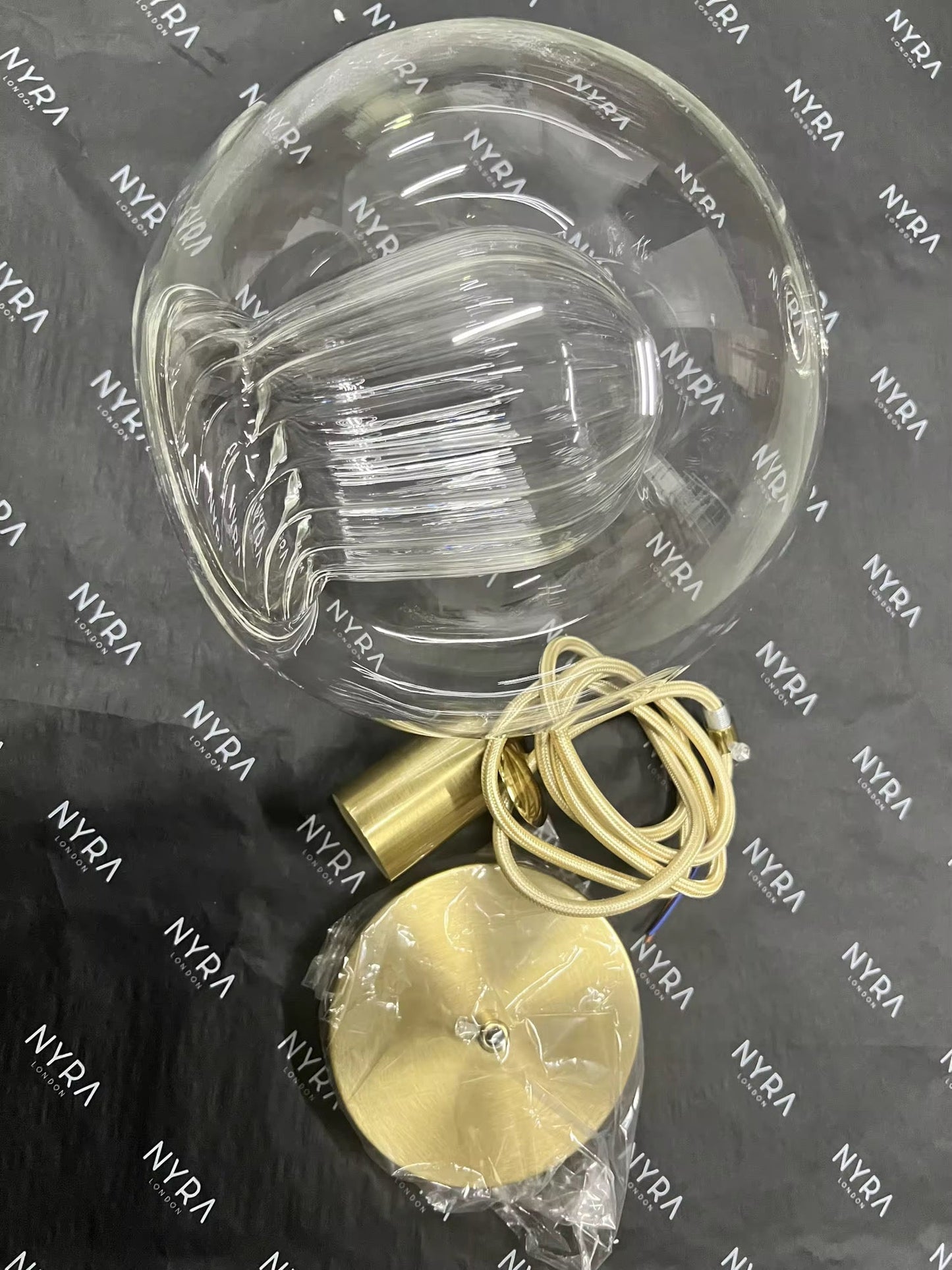 Pendentif en verre à bulles interconnectées Isabella