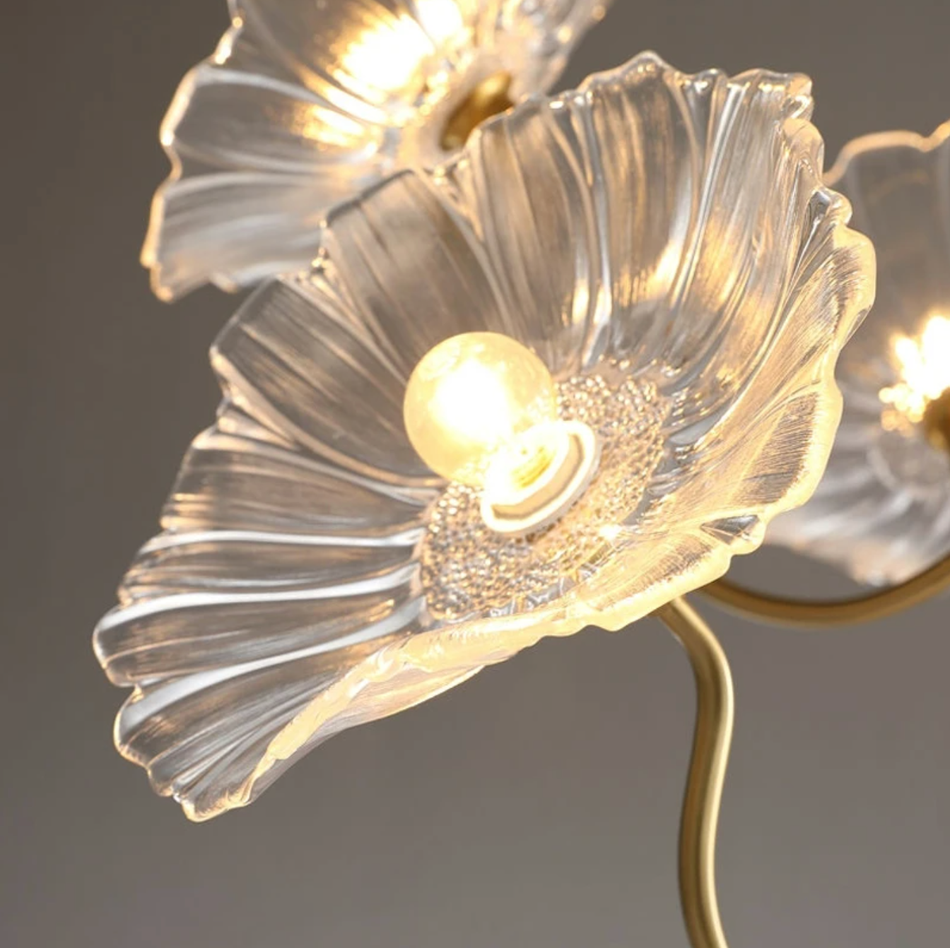 Lustre LED en laiton Amélie style fleuri