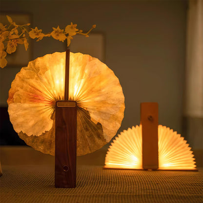 Lampe de table pliable Sophie en papier LED avec base en bois