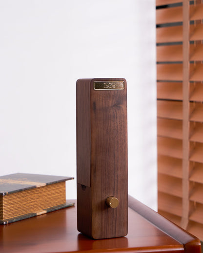 Lampe de table pliable Sophie en papier LED avec base en bois