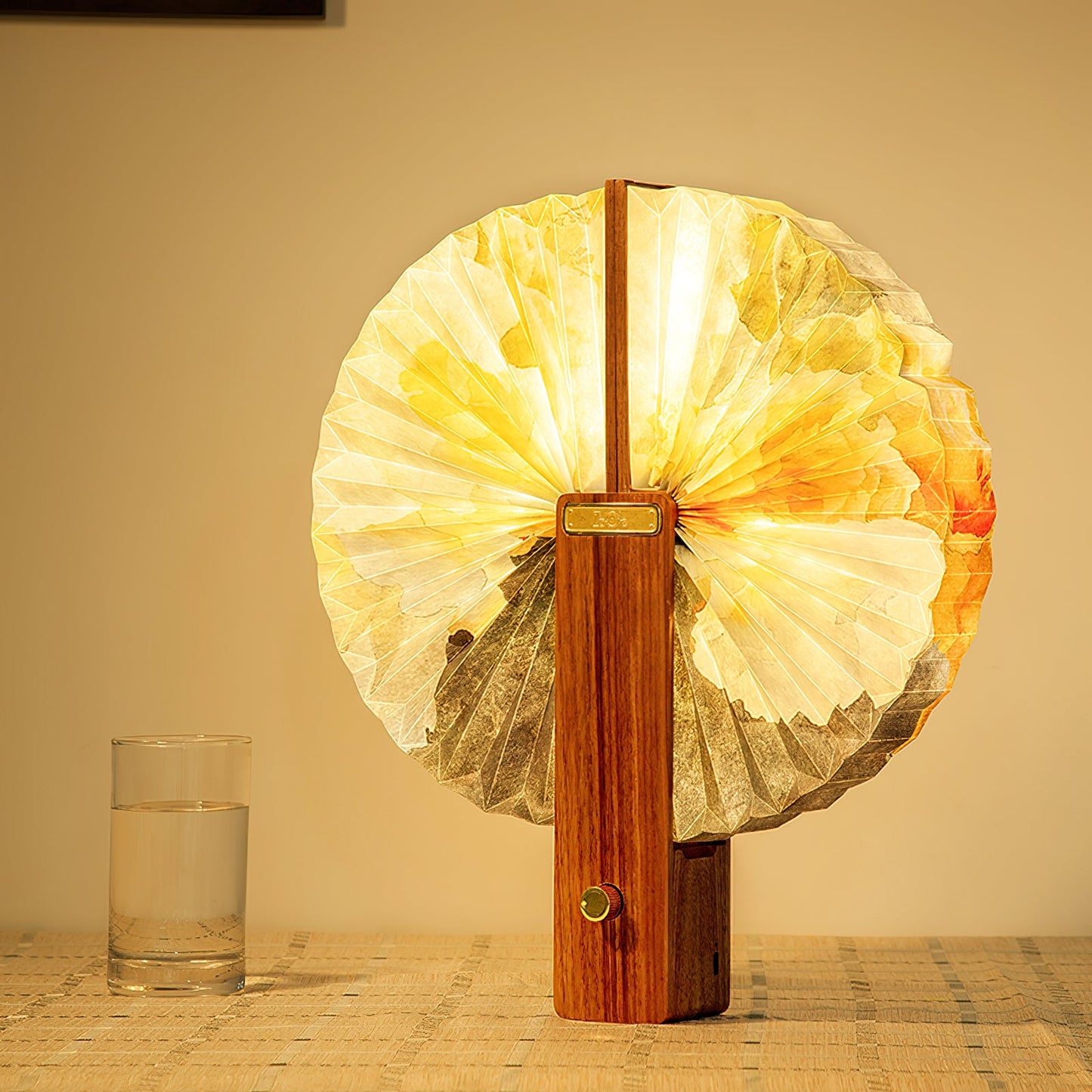 Lampe de table pliable Sophie en papier LED avec base en bois