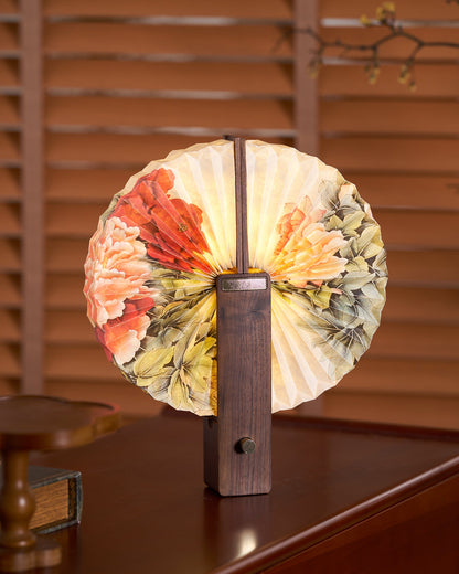 Lampe de table pliable Sophie en papier LED avec base en bois