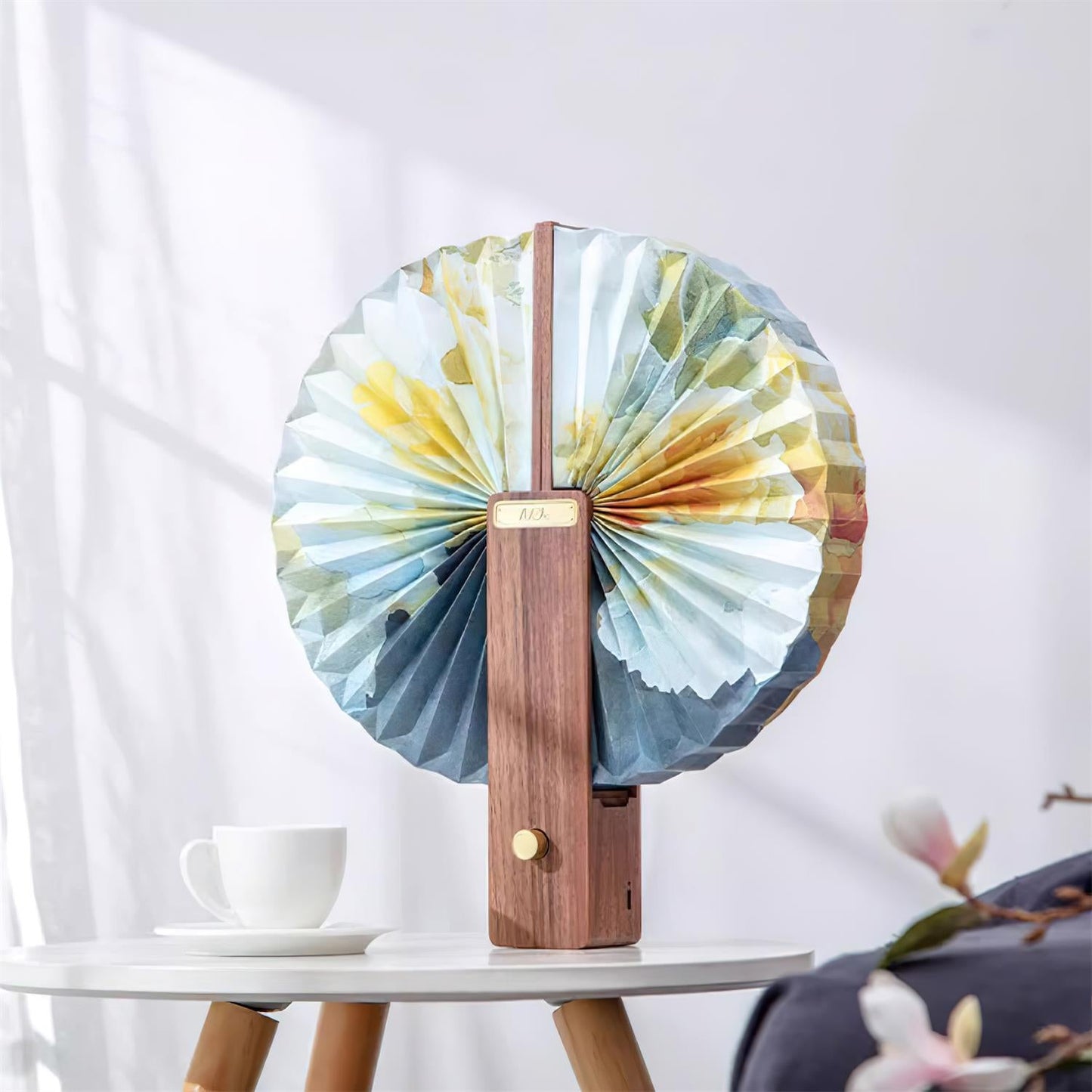 Lampe de table pliable Sophie en papier LED avec base en bois