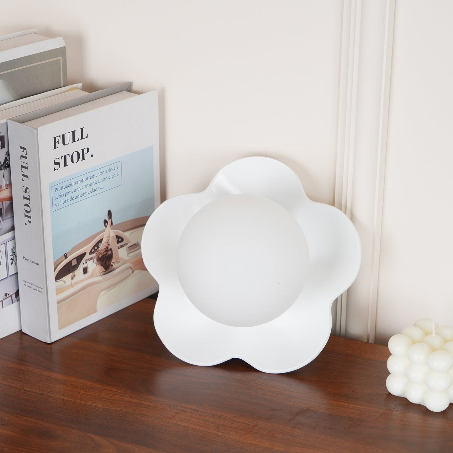 Amélie La Fleur Plug-In Wall Lamp – Whimsical Resin & Glass Decor Light