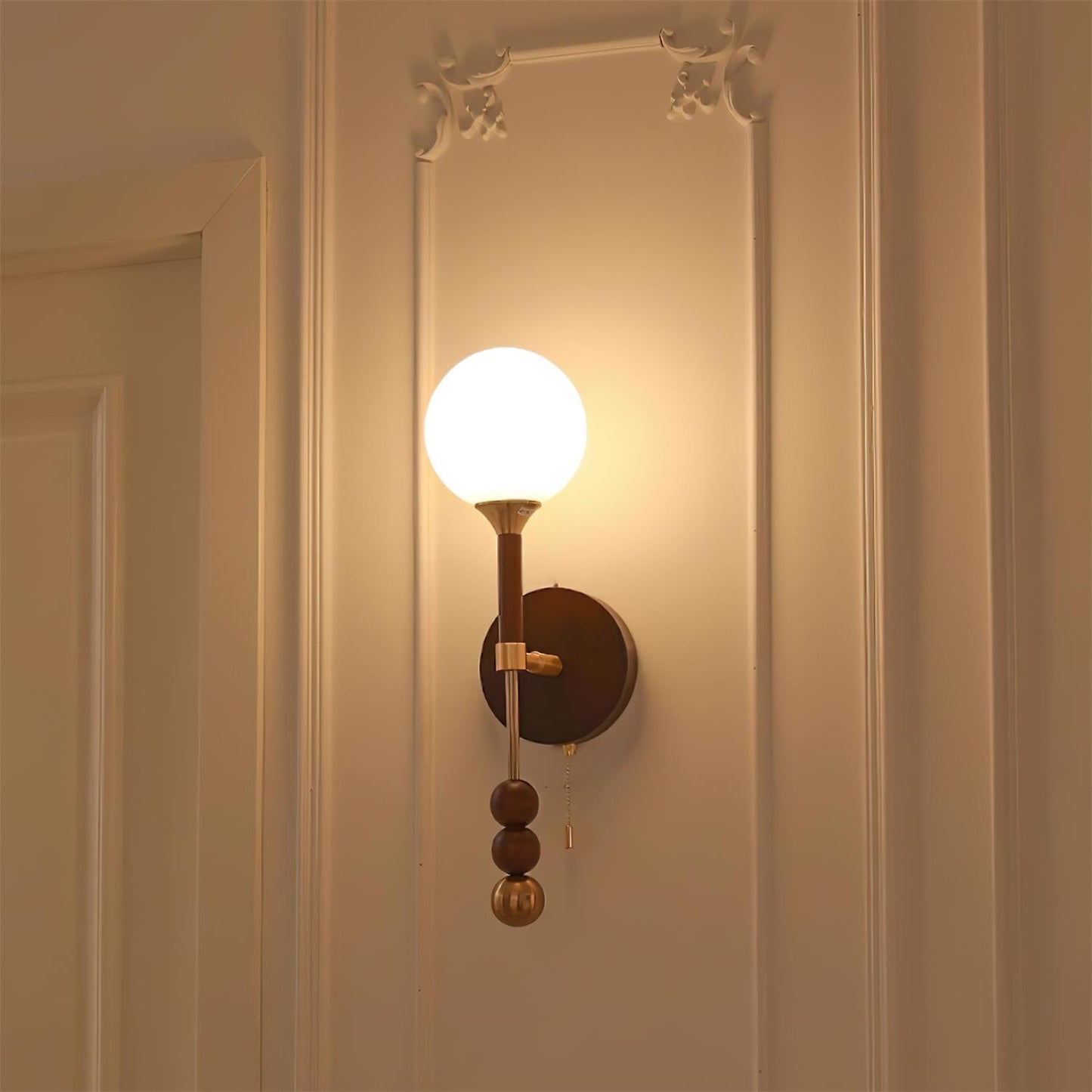 Applique murale Élodie Lolli avec globe en verre dépoli