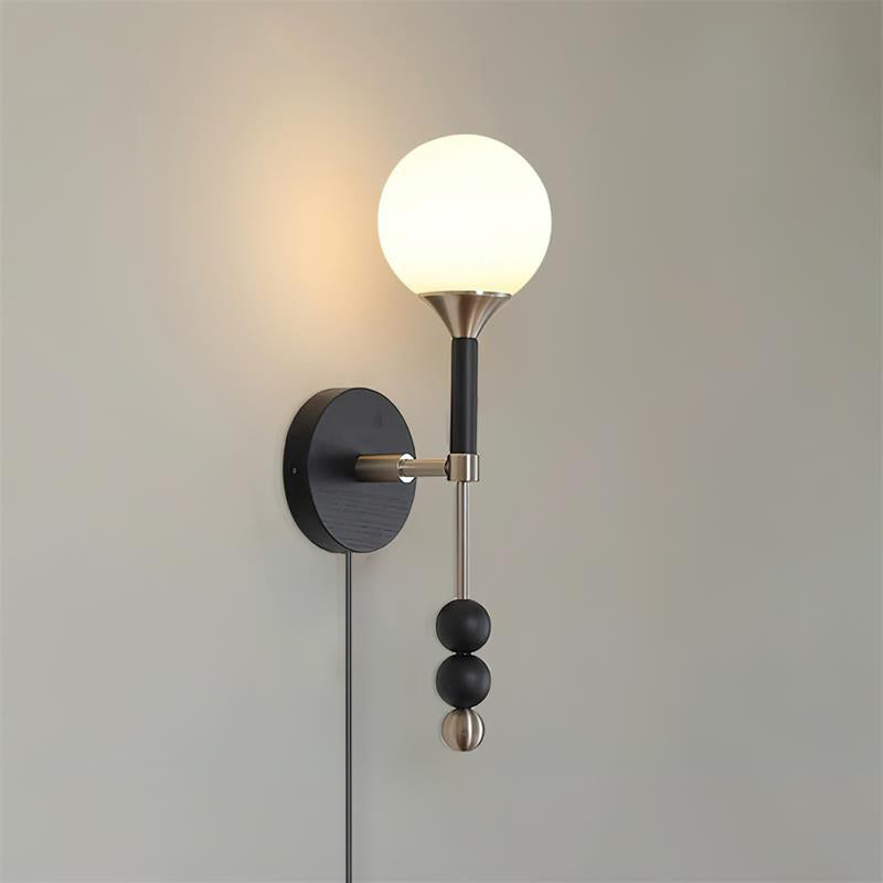 Applique murale Élodie Lolli avec globe en verre dépoli
