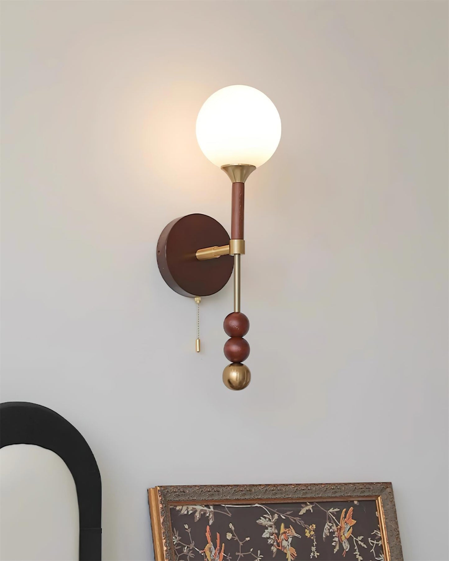 Applique murale Élodie Lolli avec globe en verre dépoli