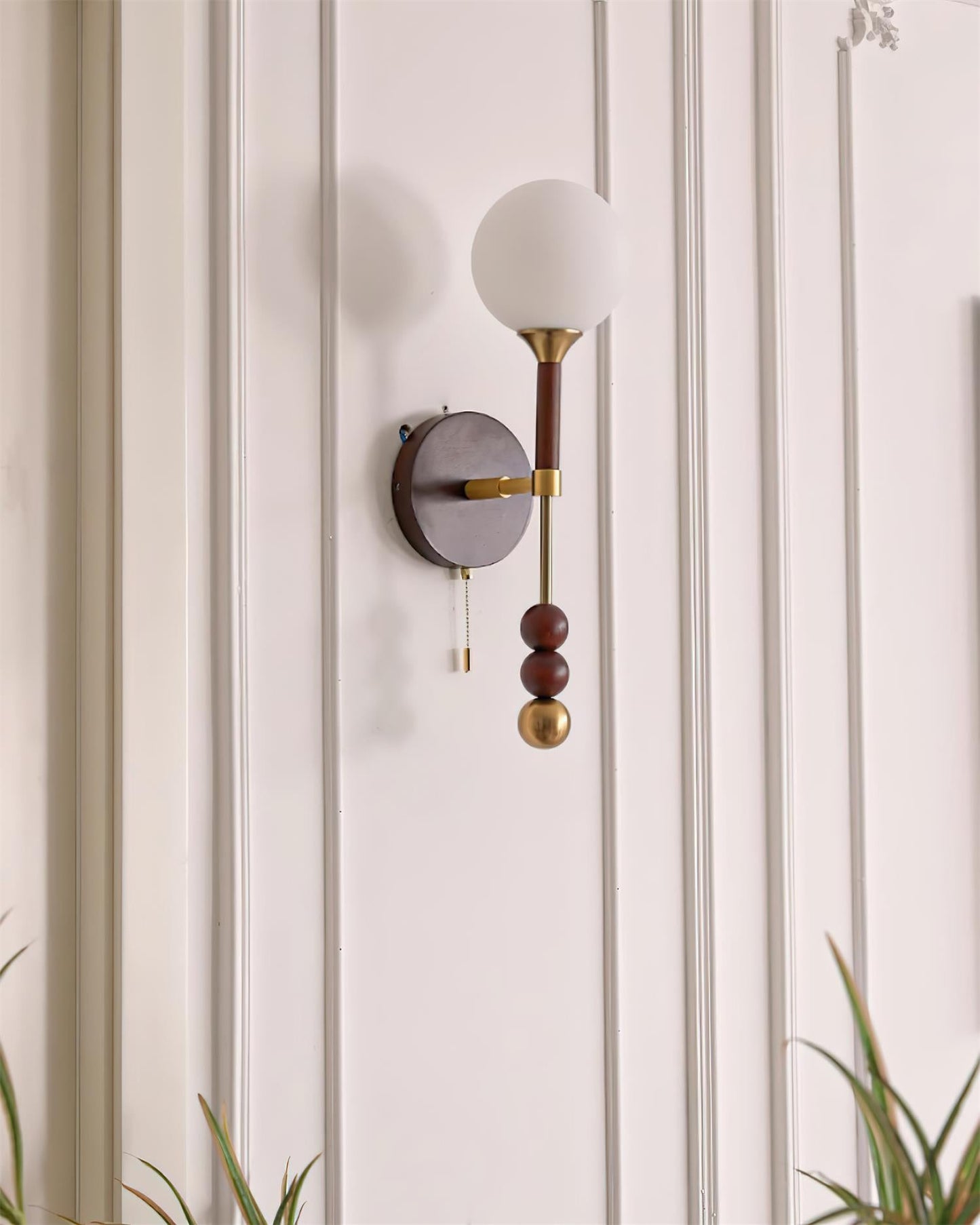 Applique murale Élodie Lolli avec globe en verre dépoli
