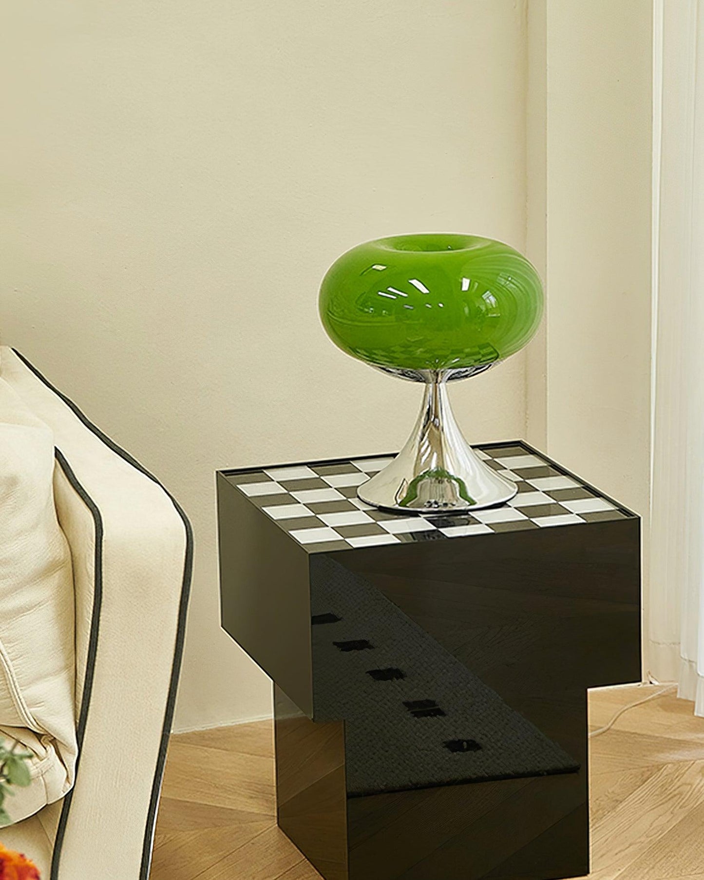Lampe de table LED en verre Adèle Lollipop avec finition chromée