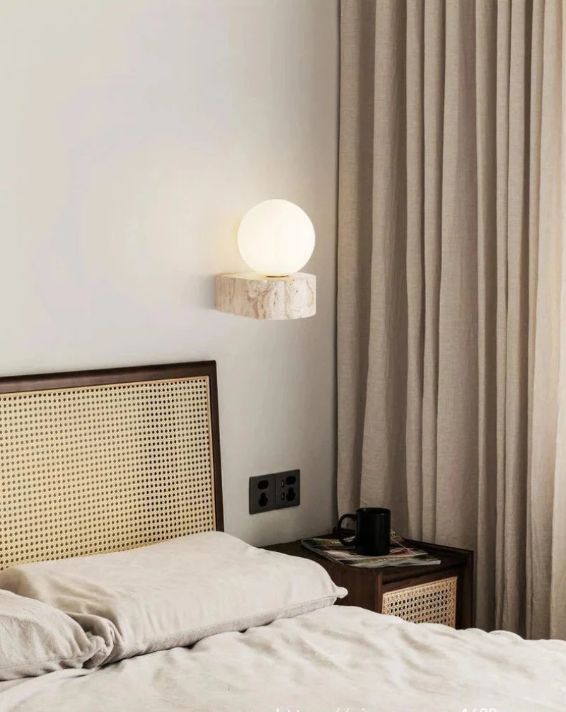 Élodie Luna Applique murale LED globe en marbre