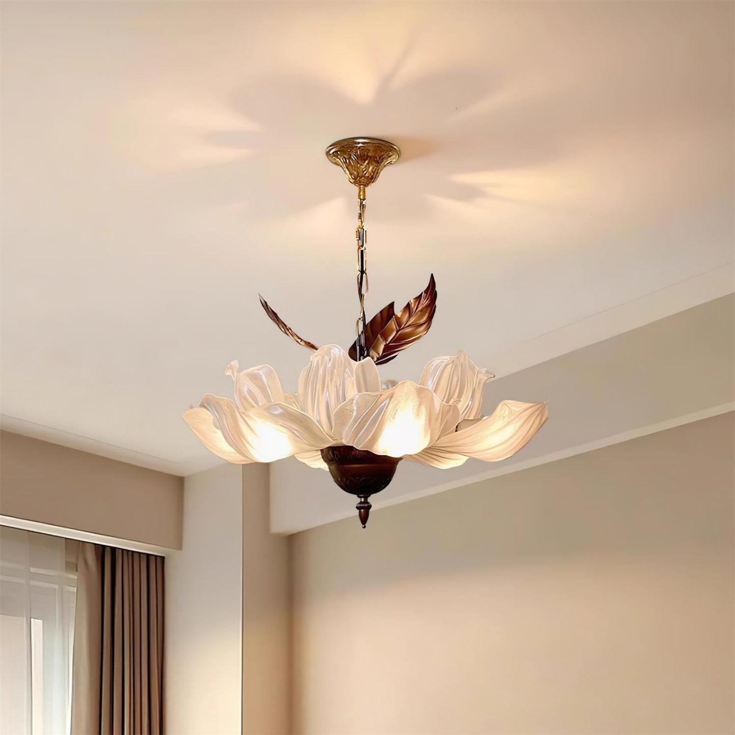 Amélie Bloom Chandelier