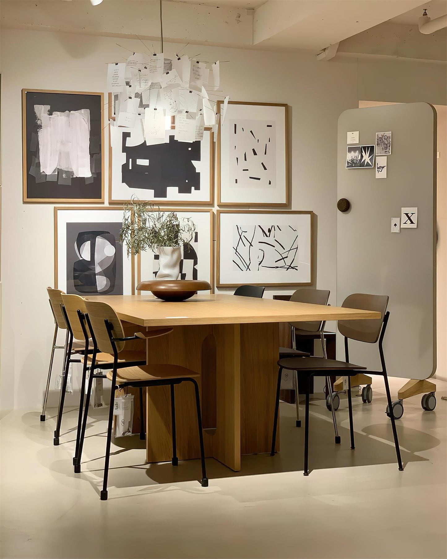 Élise Paper Art Plug-In Hanging Chandelier