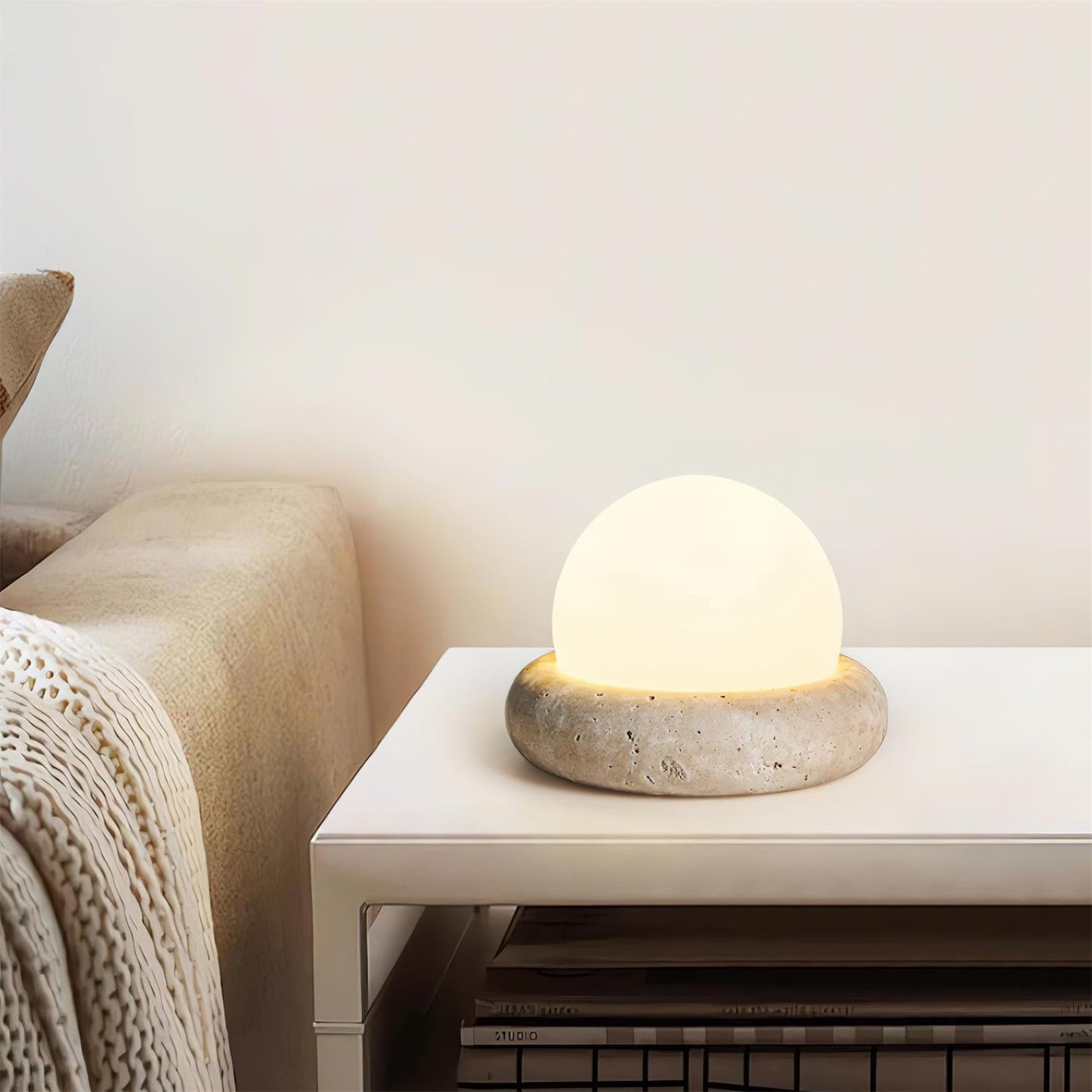 Lampe de table LED Noémie Mini Stone avec abat-jour en acrylique dépoli
