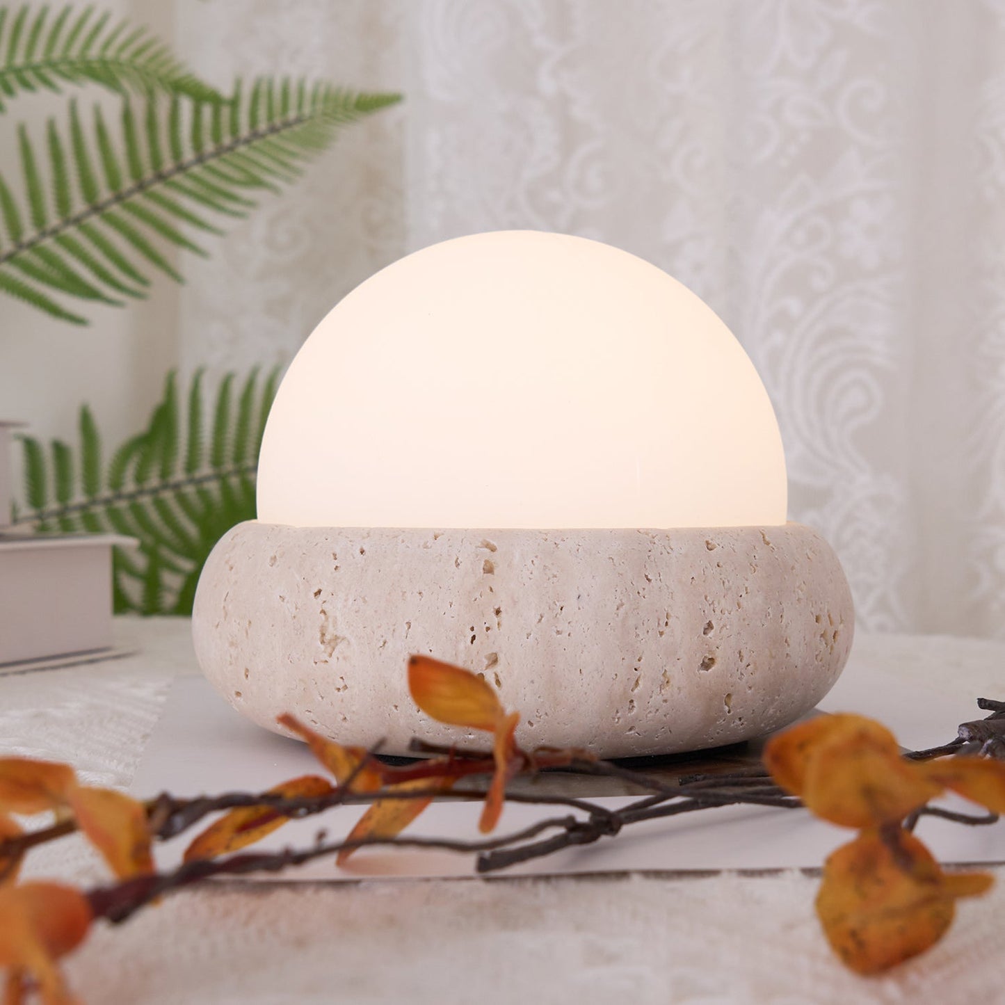 Lampe de table LED Noémie Mini Stone avec abat-jour en acrylique dépoli