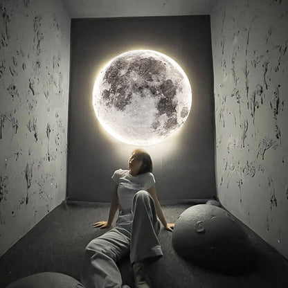 Solène Moon LED Wall Lamp with Modern Circular Design
