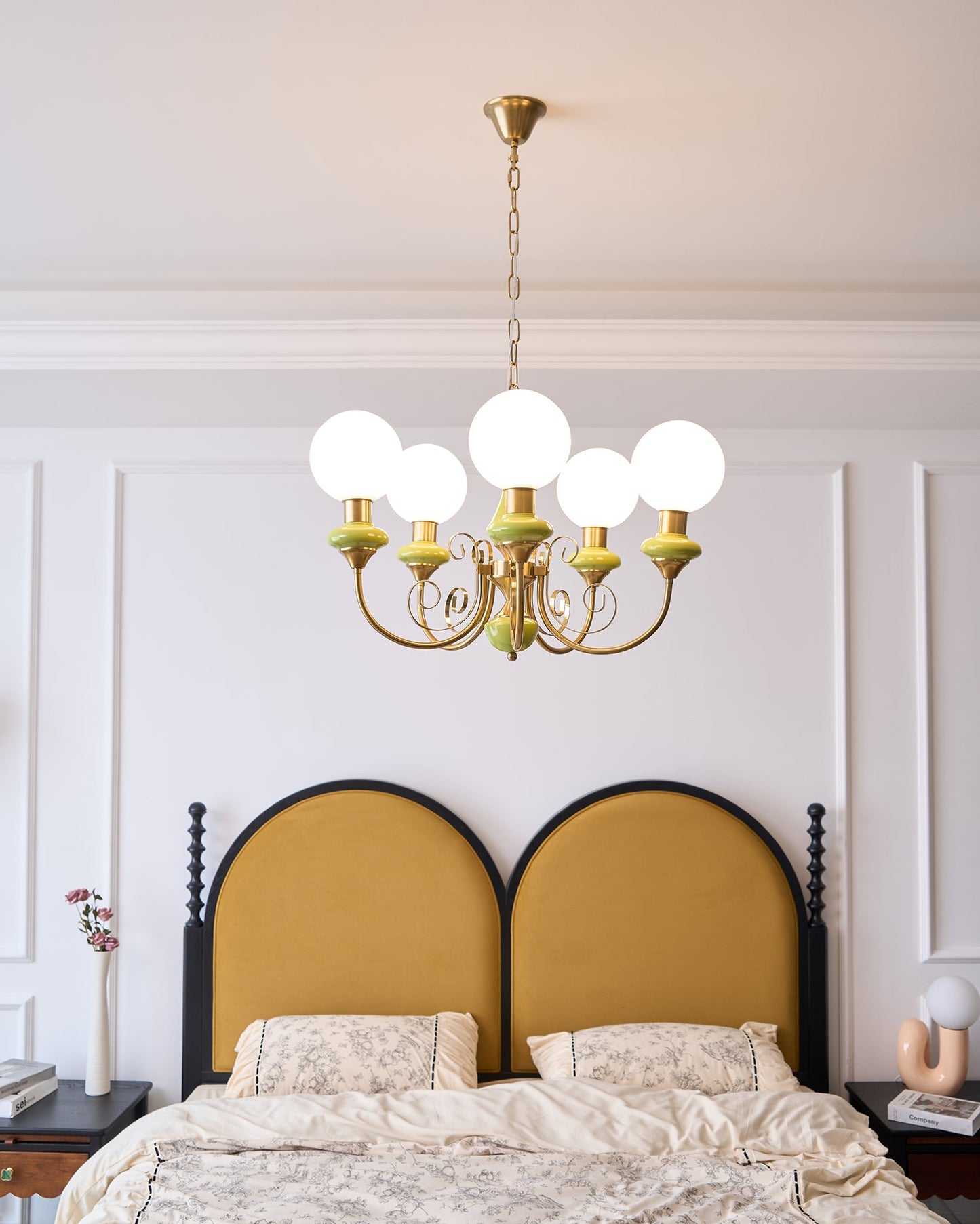 Isabelle Onyx Chandelier