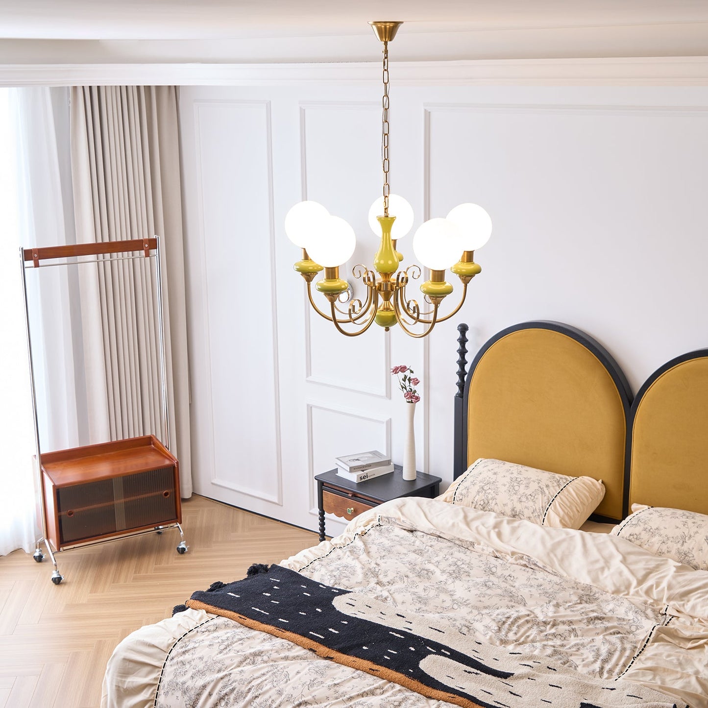 Isabelle Onyx Chandelier