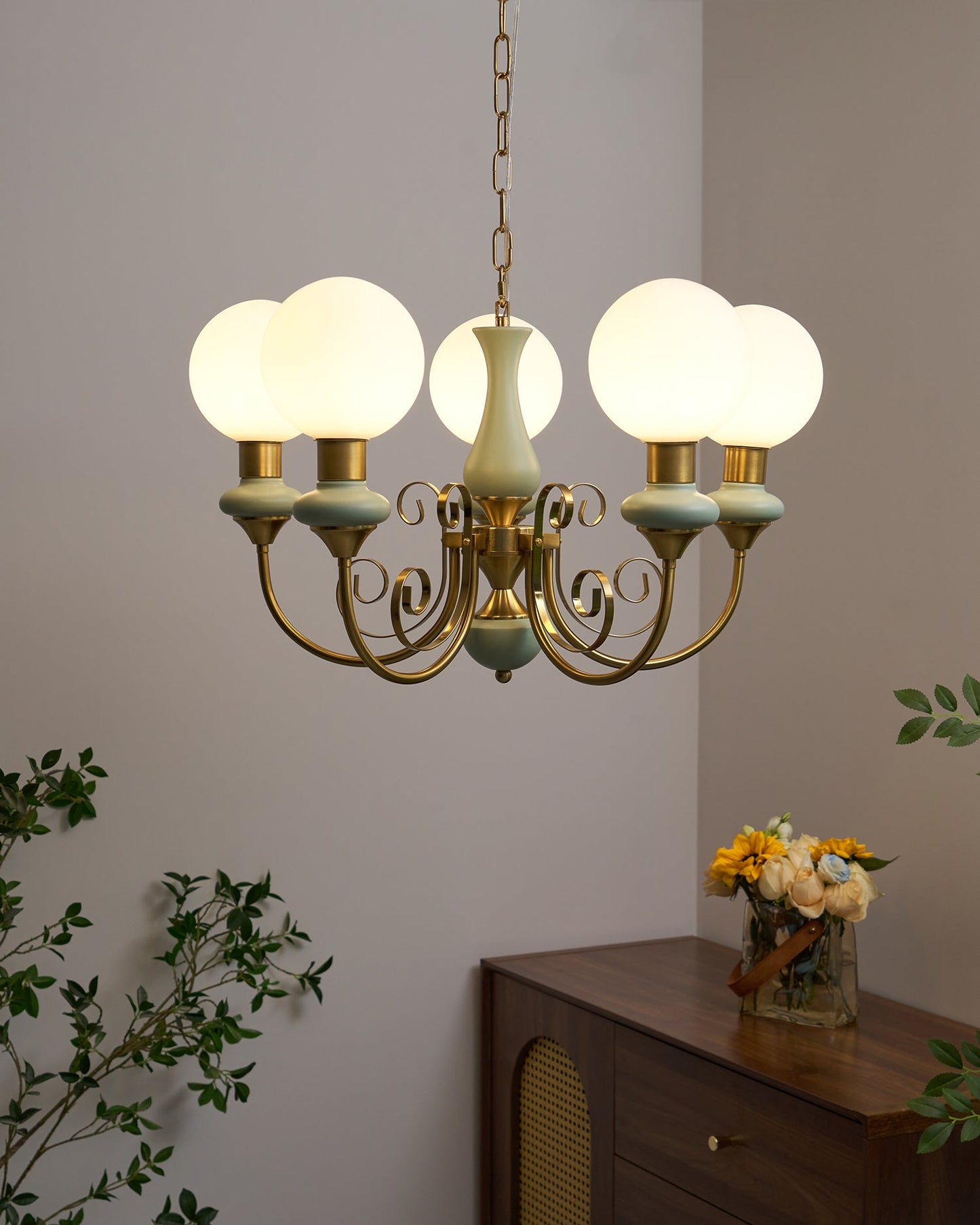 Isabelle Onyx Chandelier
