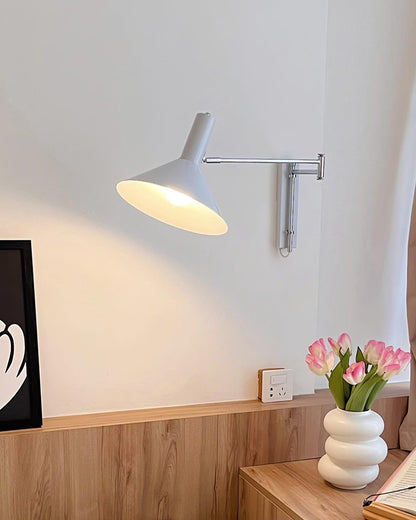 Applique murale Céline Peak avec bras pivotant réglable