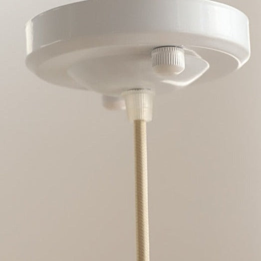 Suspension Sophie en céramique plissée en forme de fleur, coloris blanc émaillé