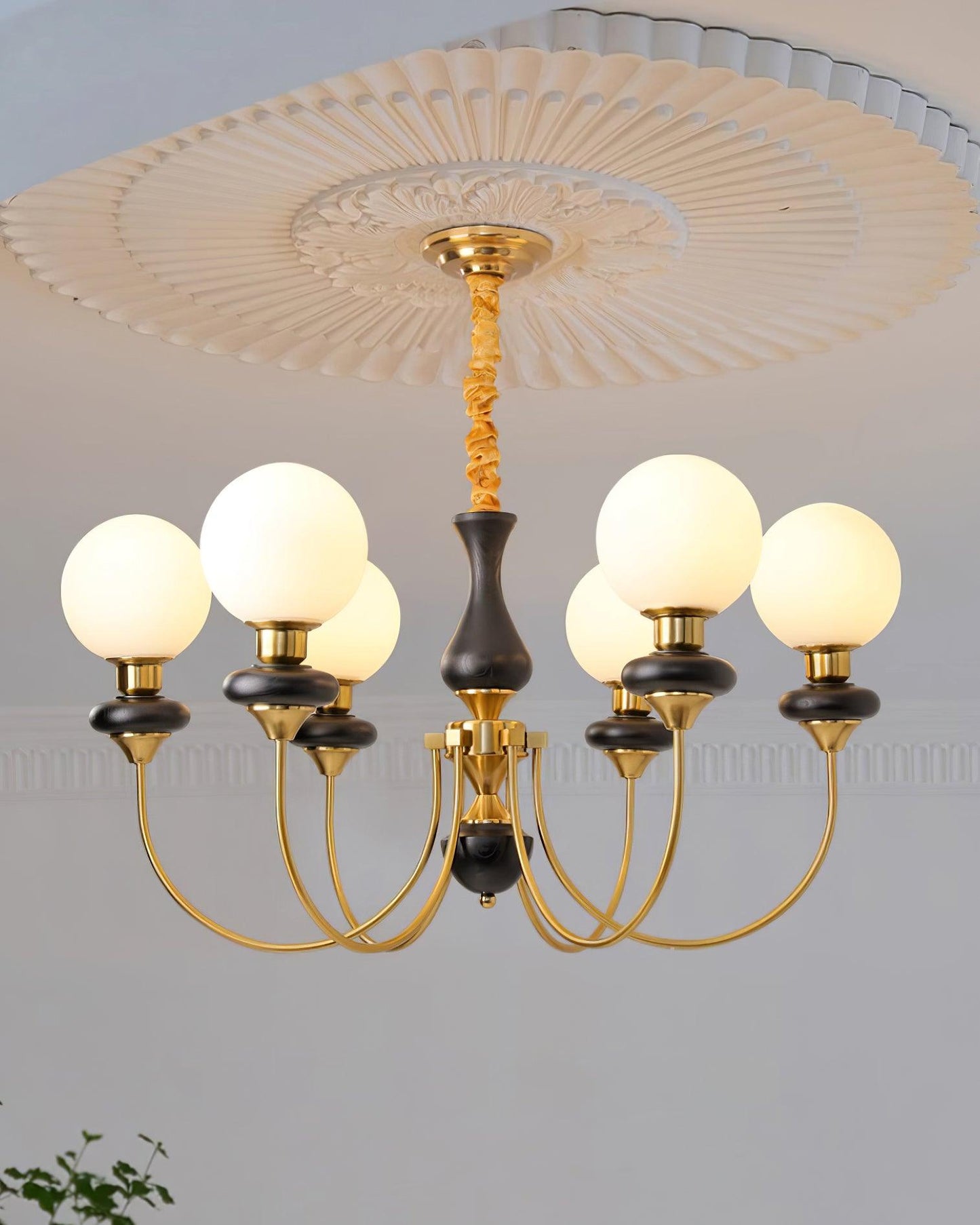 Lustre rétro Colette, abat-jour en verre avec cadre en bois et en métal