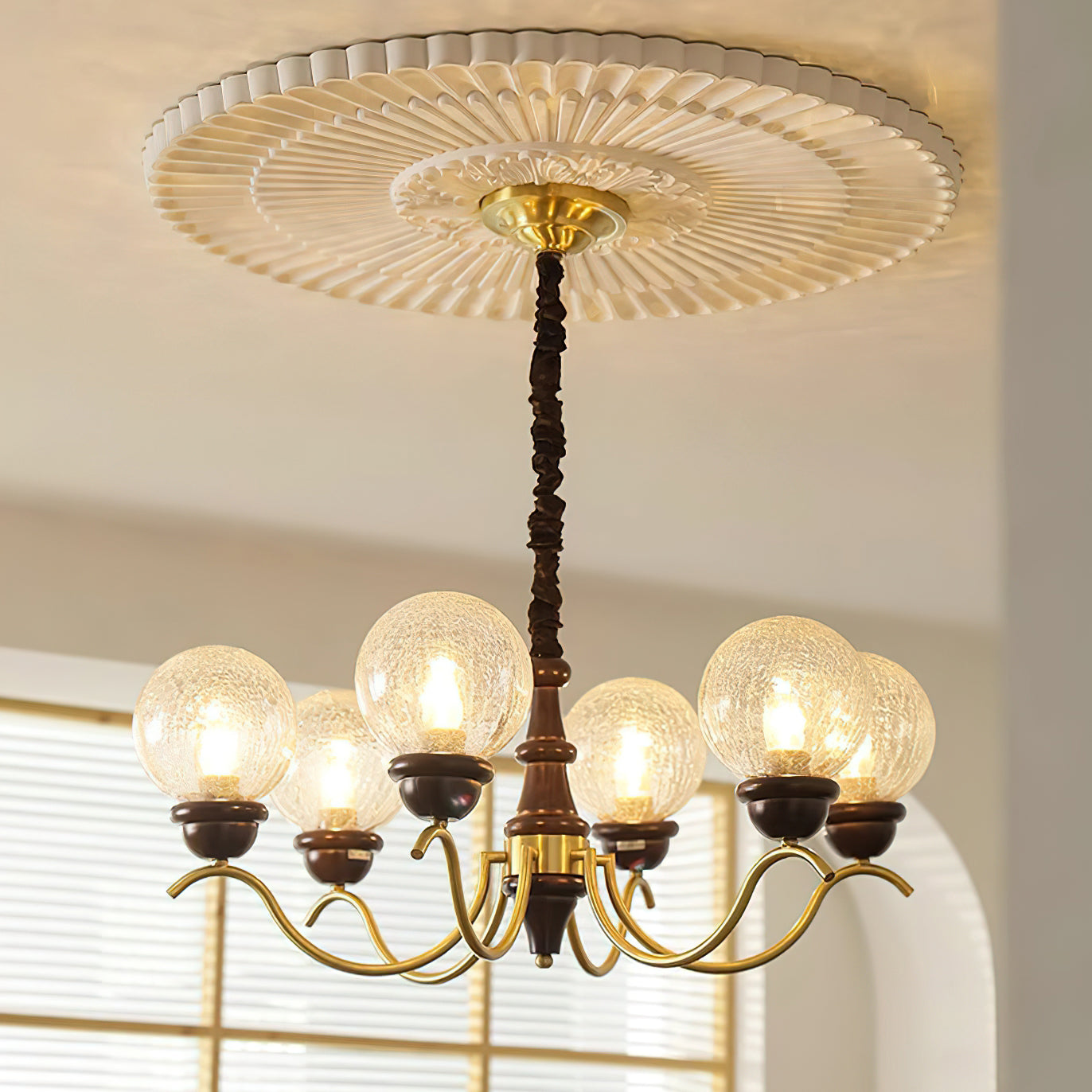 Lustre Delphine Rétro, Bras en Laiton Courbés avec Globes en Verre