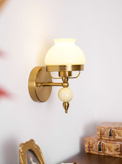 Amélie Retro Floral Wall Lamp with Glass Shade Design