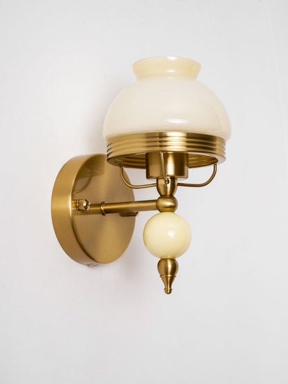 Amélie Retro Floral Wall Lamp with Glass Shade Design