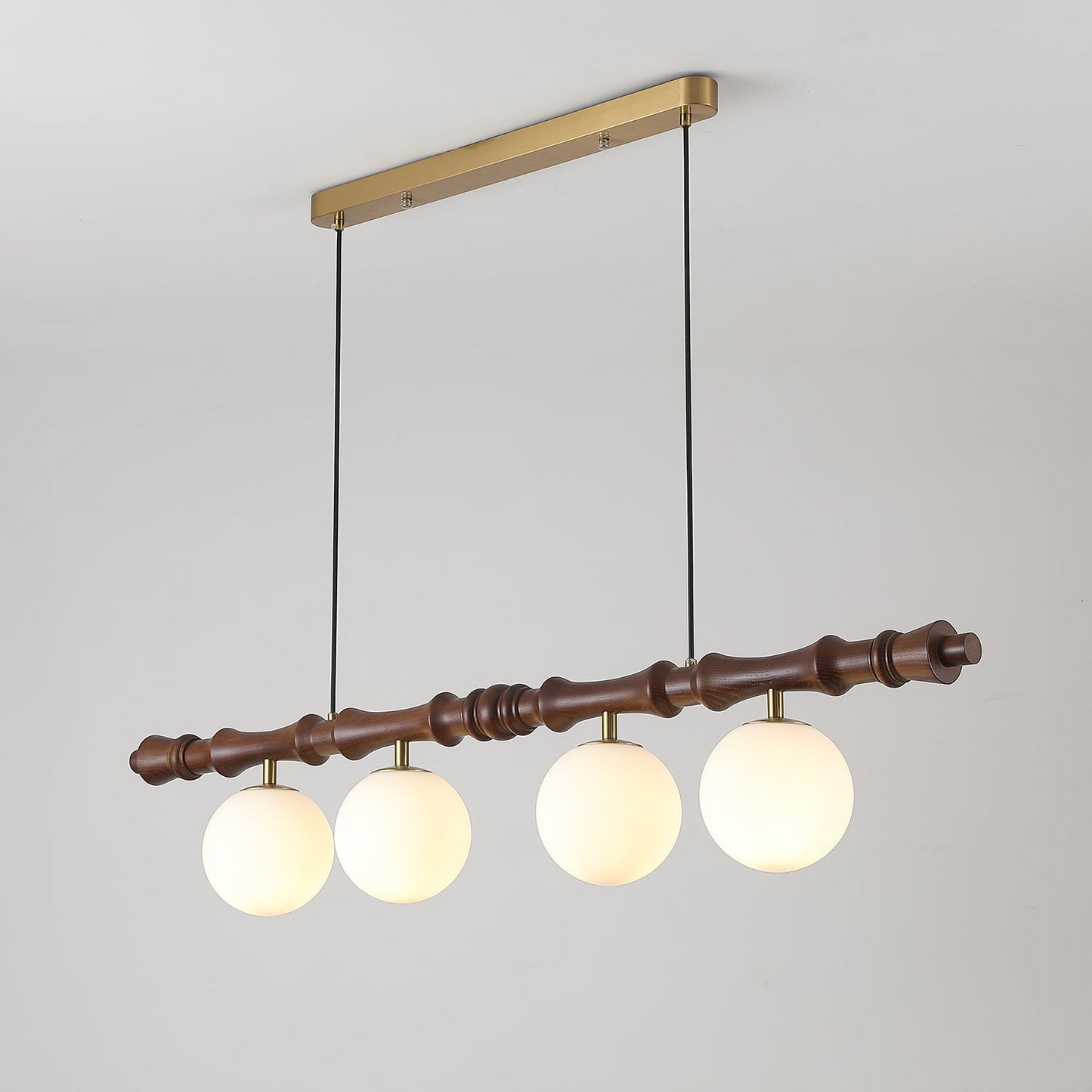 Lustre Céline en bois, poutre en bois sculpté avec globes en verre dépoli