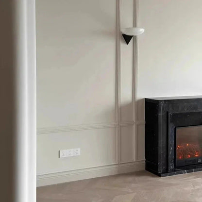 Élodie Horizon Mount LED Wall Lamp