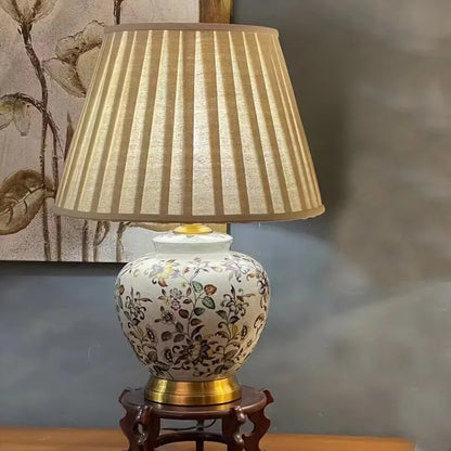 American Retro Ceramic LED Floor Lamp with Decorative Printed Finish