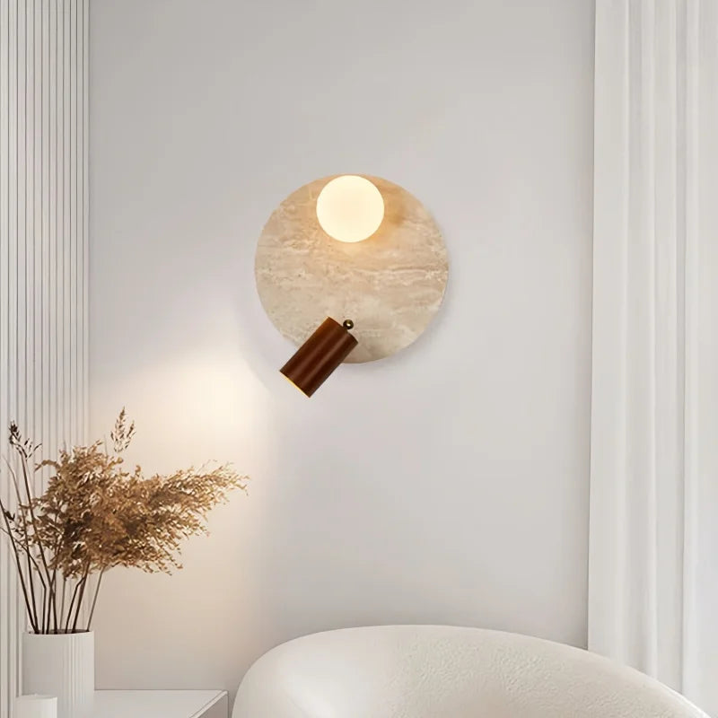 Applique murale LED Sophie en travertin jaune et bois Wabi Sabi