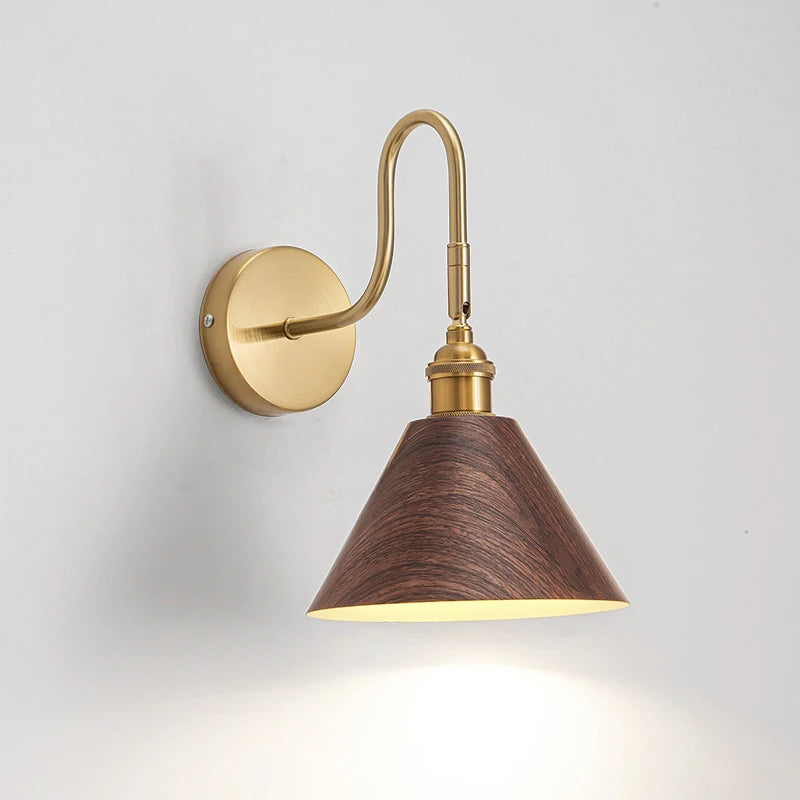 Élise Rotating Wooden Tone Wall Lamp E27 Retro Reading Sconce
