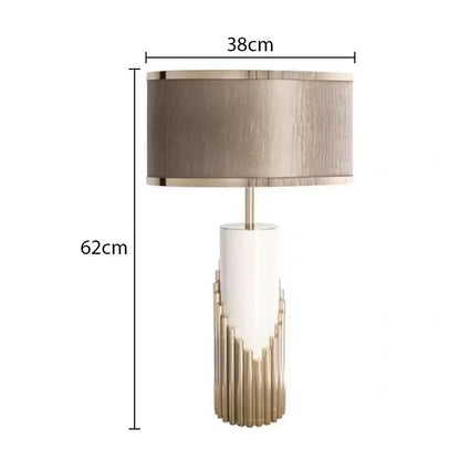 Lampe de Table de Luxe en Marbre avec Accents Dorés Aurelia