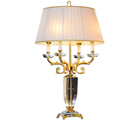 Lampe de table LED de luxe en cristal avec abat-jour en tissu pour chambre à coucher et salon