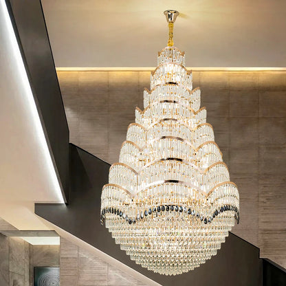 Grand lustre pendentif en cristal pour espaces à haut plafond
