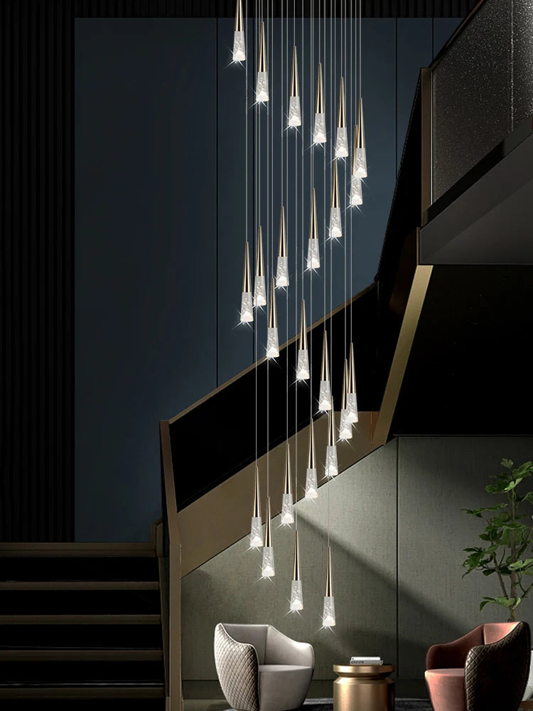 Lustre suspension Vivienne Crystal Staircase pour intérieurs de luxe