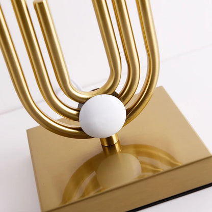 Lampe de table géométrique moderne dorée Orléans