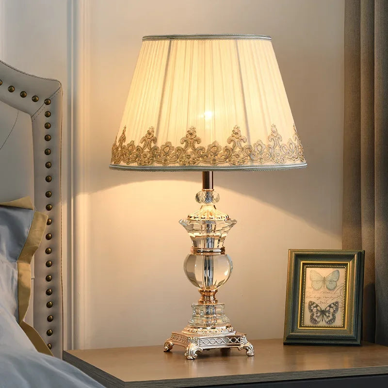 Lampe de table LED en cristal, style rétro, pour chambre à coucher et salon