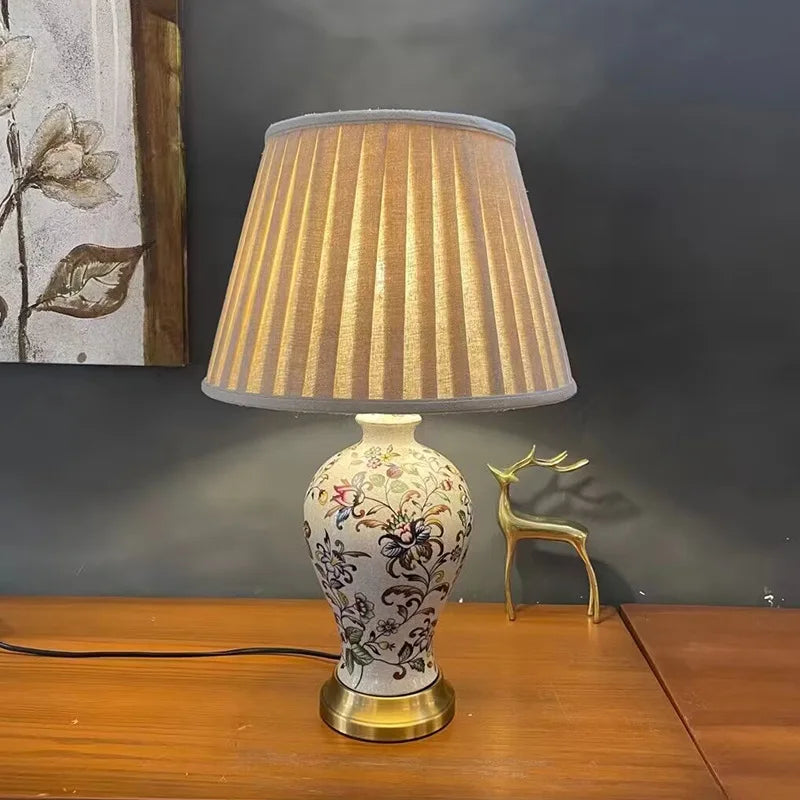 American Retro Ceramic LED Floor Lamp with Decorative Printed Finish