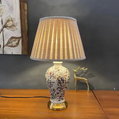 American Retro Ceramic LED Floor Lamp with Decorative Printed Finish