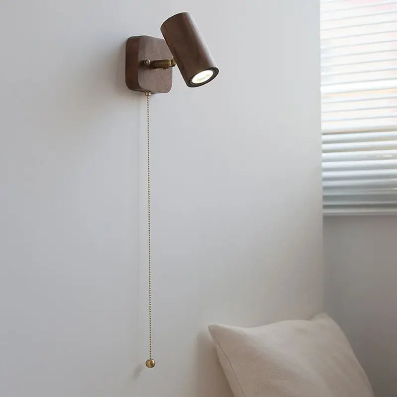 Applique murale à spot LED réglable en noyer Camille